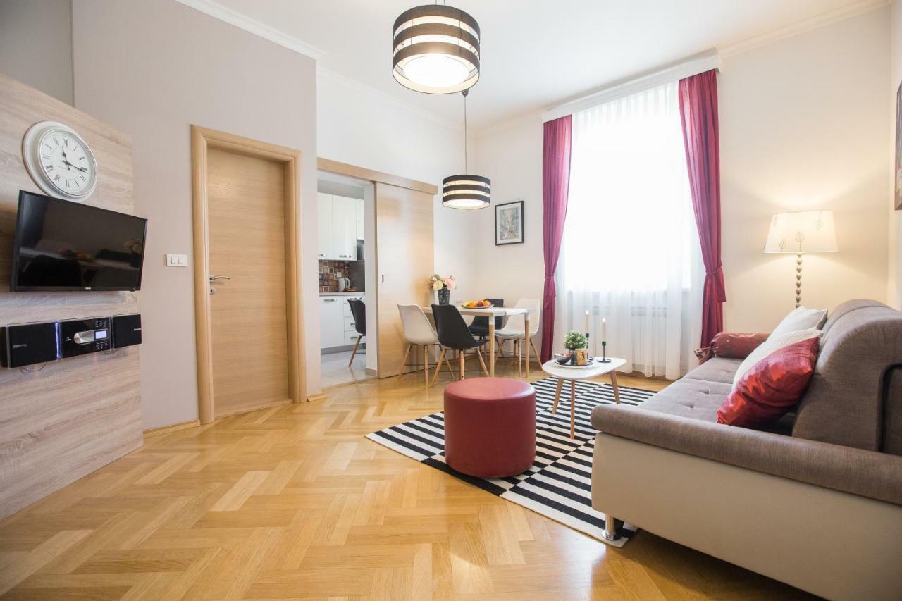 Angela Main Street Luxury Oasis & Free Parking Zagreb Exterior foto
