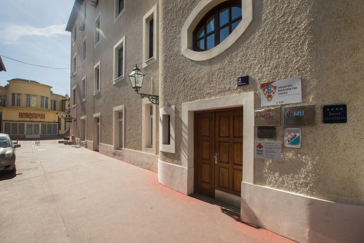 Angela Main Street Luxury Oasis & Free Parking Zagreb Exterior foto