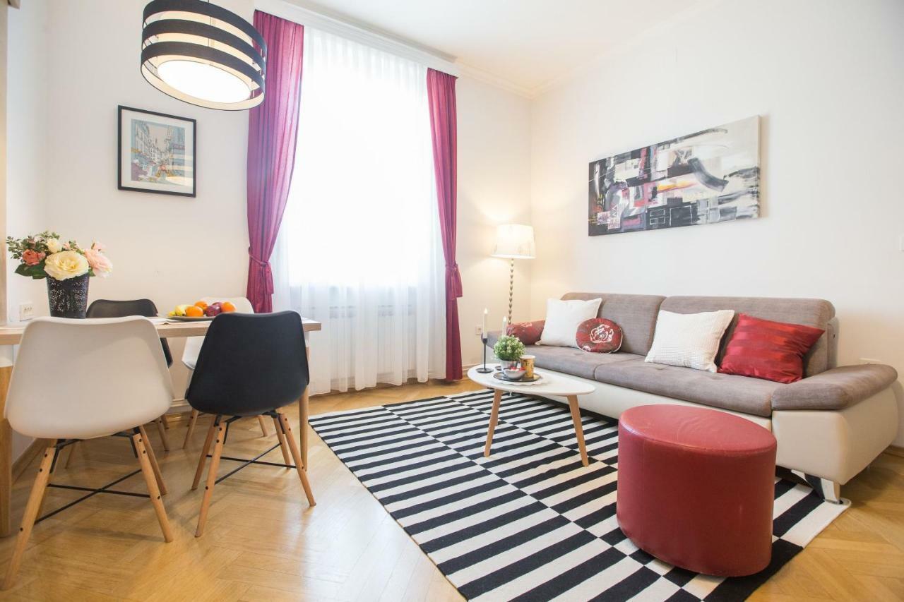 Angela Main Street Luxury Oasis & Free Parking Zagreb Exterior foto